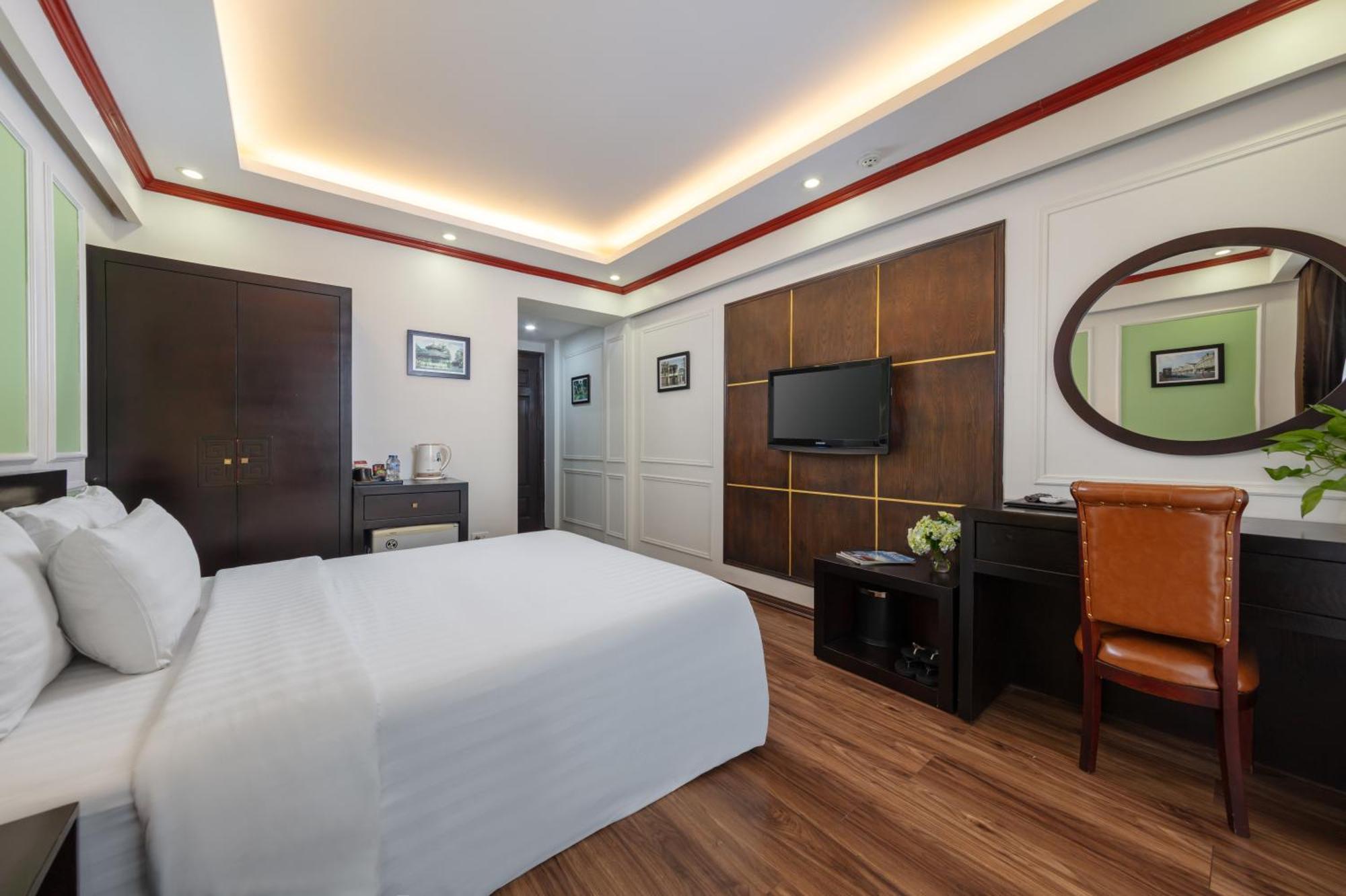 Viet Hotel & Travel Hanoi Exterior photo