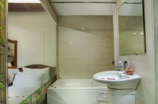 Viet Hotel & Travel Hanoi Exterior photo