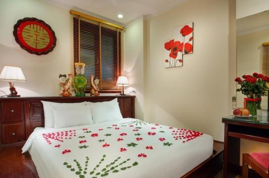 Viet Hotel & Travel Hanoi Exterior photo