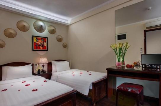 Viet Hotel & Travel Hanoi Exterior photo